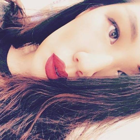 Meet your Posher, Rebecca - Picture 1 of 1